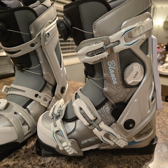 Apex women's ski boot right - Picture 3 of 5